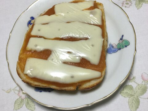 完熟柿のチーズ焼きトースト